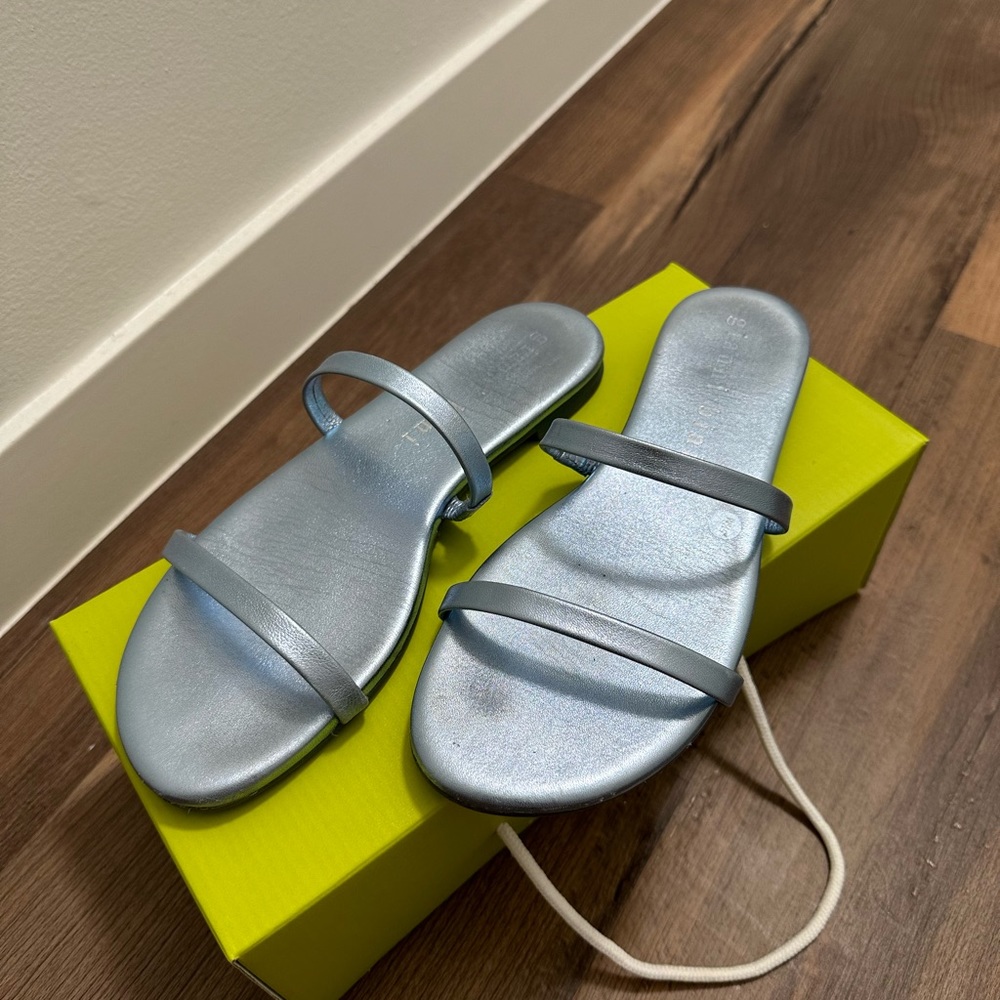 Gianni Bini Kaydie Sandal